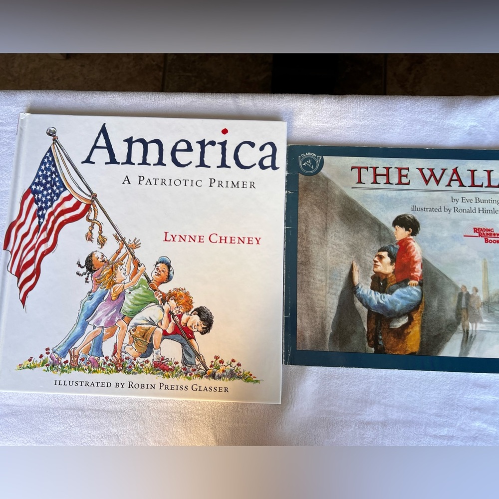 2 book patriotic set. Children’s books